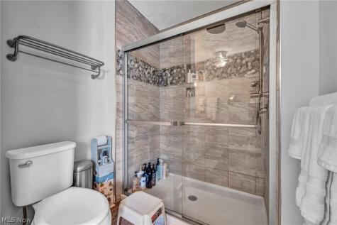 441 Dorwil Drive Akron OH 44319