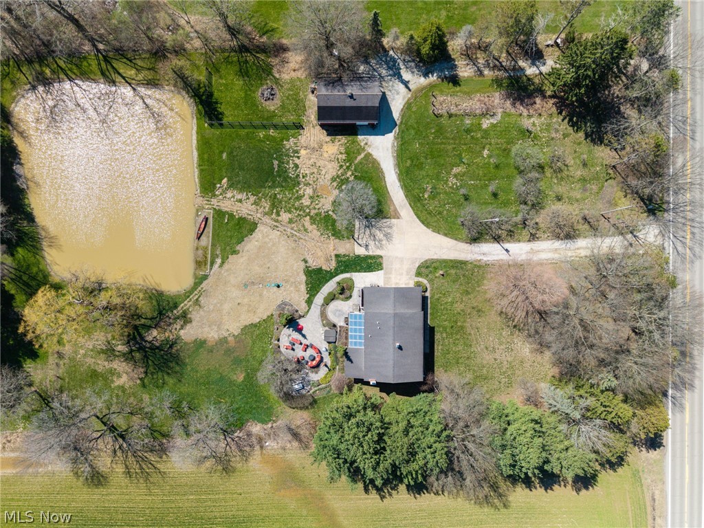 2509 Ridge Road Hinckley OH 44233