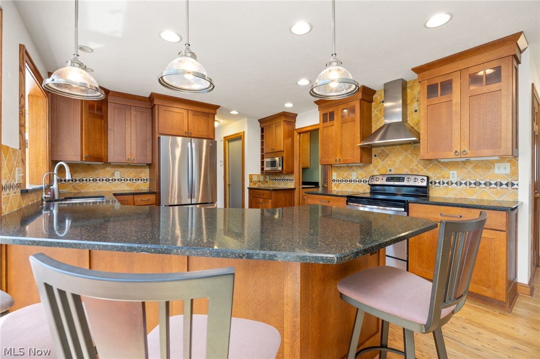 2509 Ridge Road Hinckley OH 44233