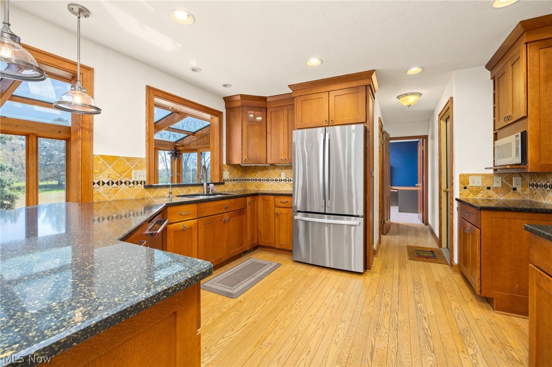 2509 Ridge Road Hinckley OH 44233