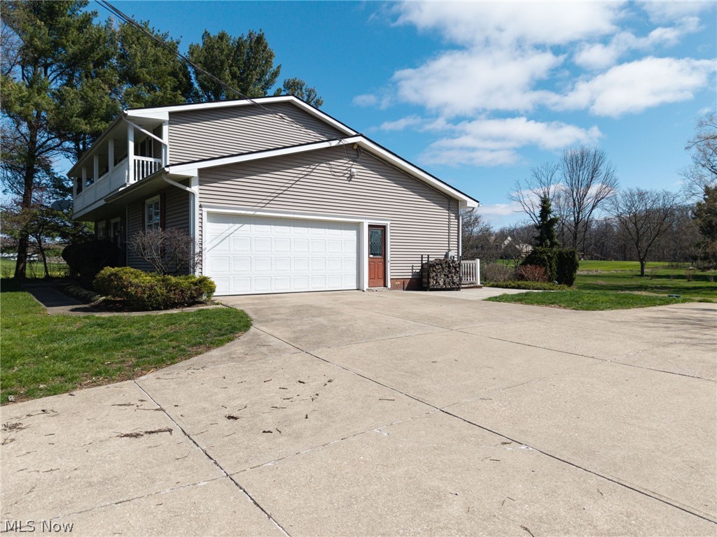 2509 Ridge Road Hinckley OH 44233
