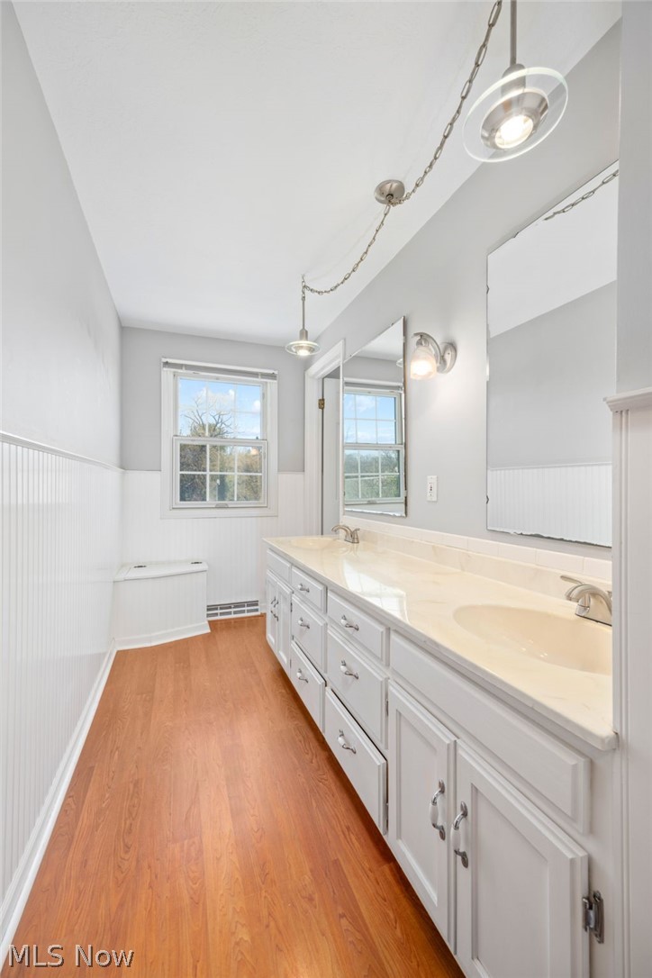2509 Ridge Road Hinckley OH 44233