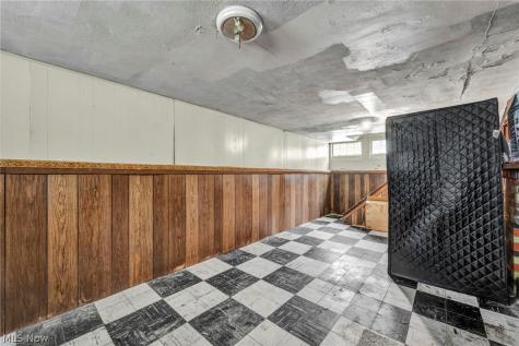 3081 W 137th Street Cleveland OH 44111