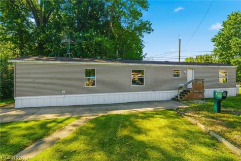 3354 Hilton Street NW Massillon OH 44646