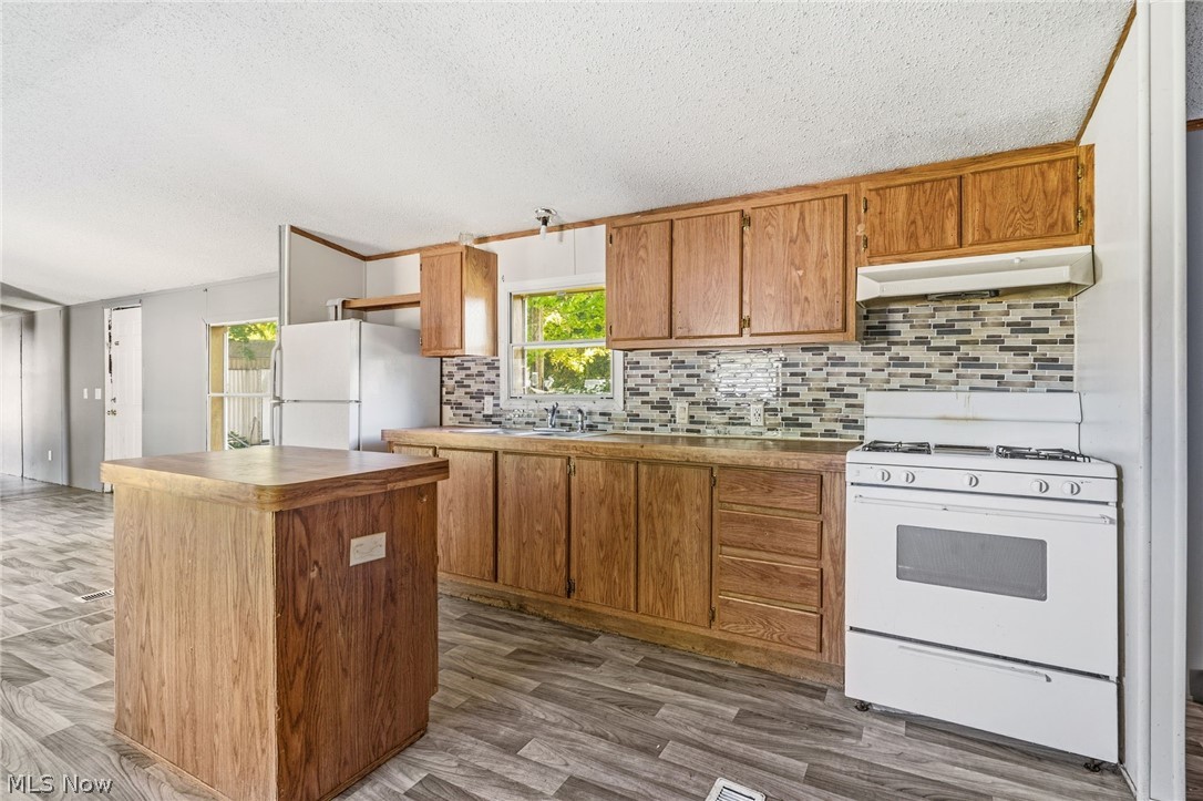 3354 Hilton Street NW Massillon OH 44646