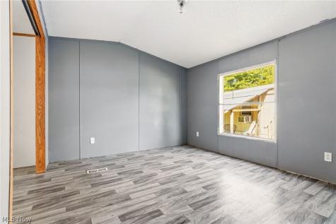 3354 Hilton Street NW Massillon OH 44646