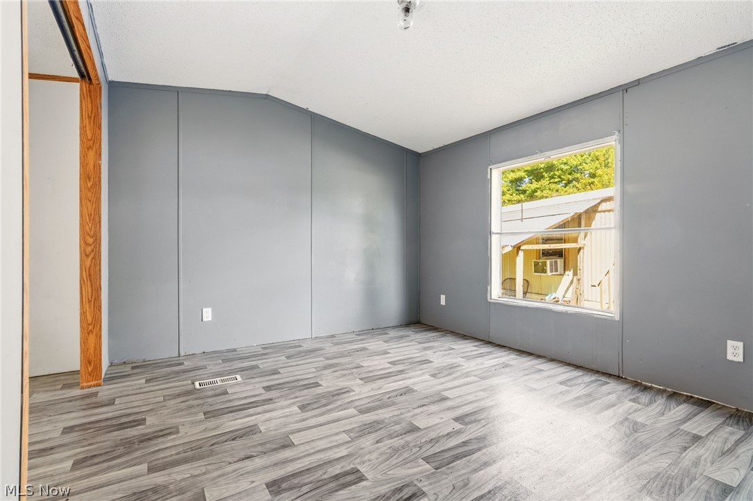 3354 Hilton Street NW Massillon OH 44646