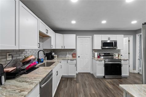 4131 E 74th Street Cleveland OH 44105