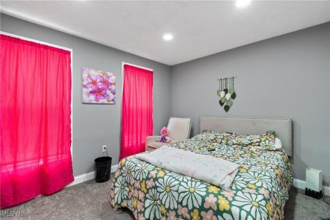 4131 E 74th Street Cleveland OH 44105