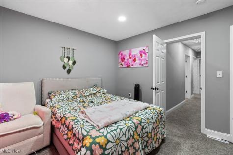 4131 E 74th Street Cleveland OH 44105