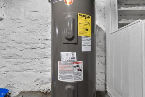 4131 E 74th Street Cleveland OH 44105