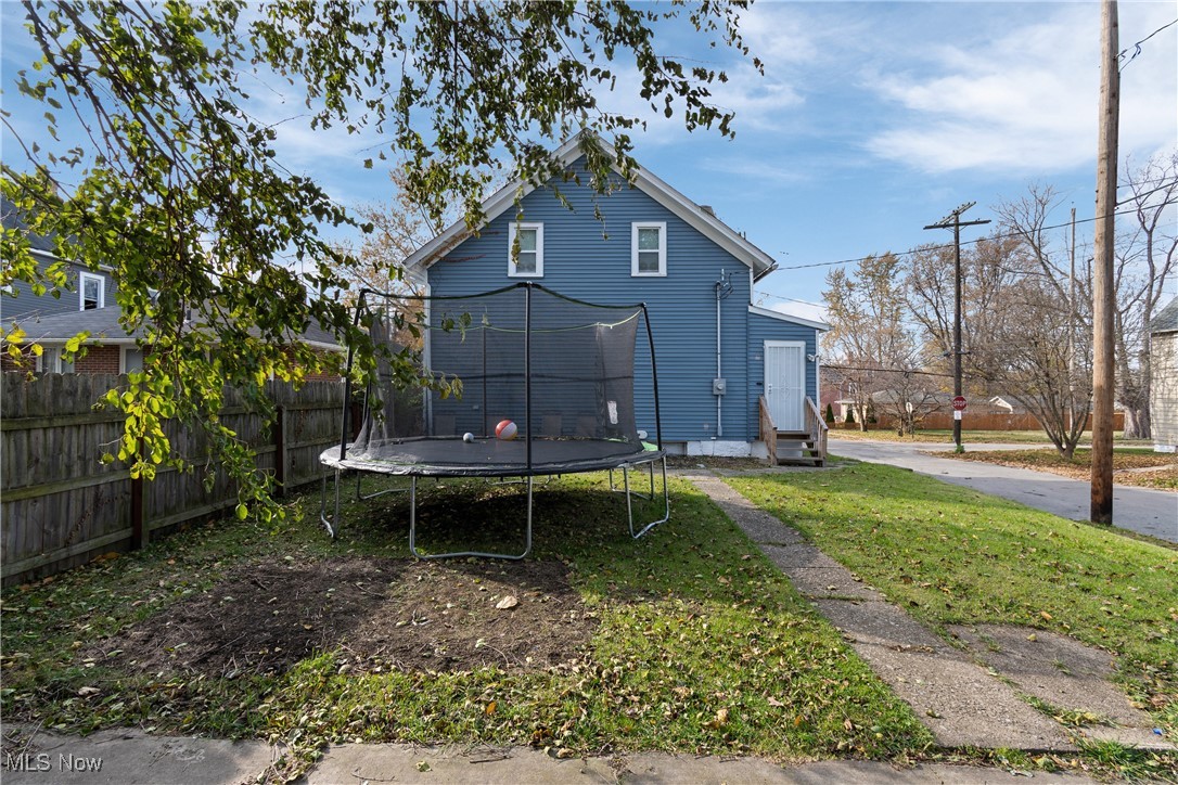 4131 E 74th Street Cleveland OH 44105
