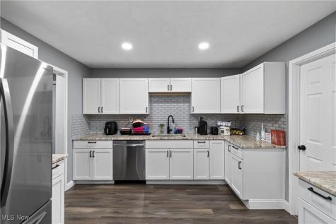 4131 E 74th Street Cleveland OH 44105