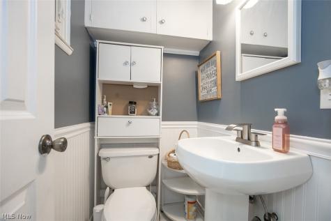 1724 Wiltshire Road Akron OH 44313