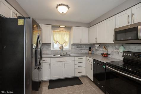 1724 Wiltshire Road Akron OH 44313