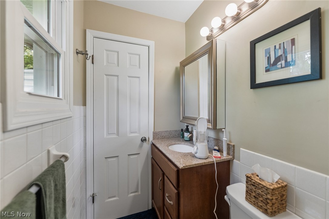 111 Leaview Lane Chagrin Falls OH 44022