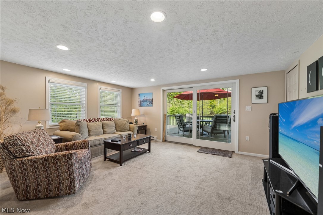 111 Leaview Lane Chagrin Falls OH 44022