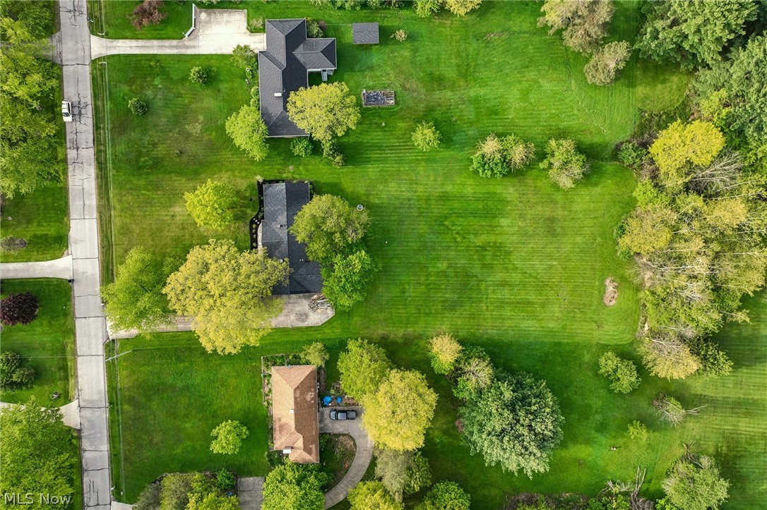 111 Leaview Lane Chagrin Falls OH 44022