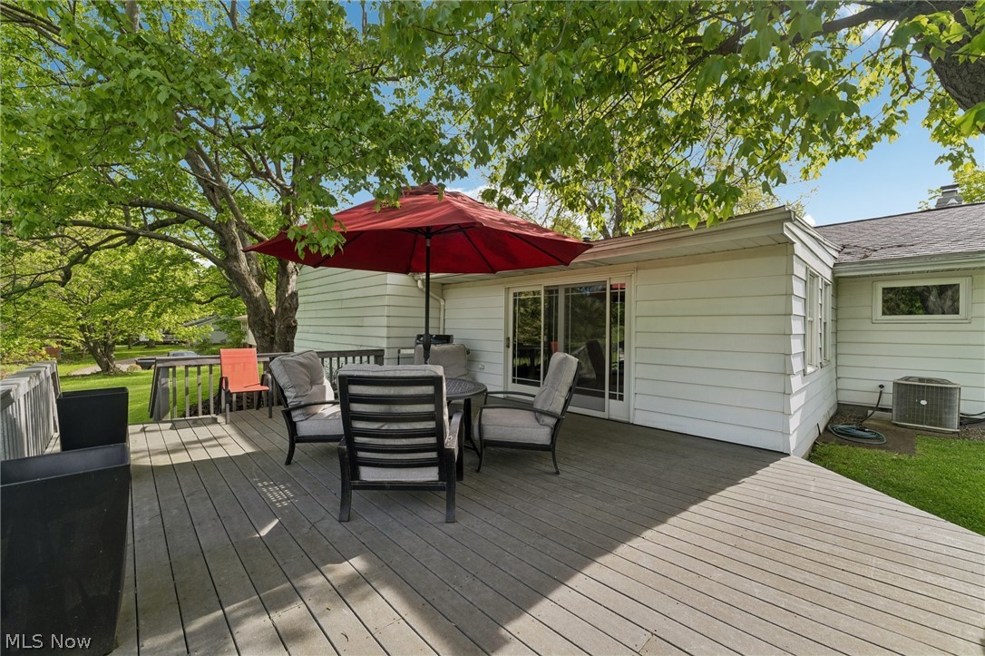 111 Leaview Lane Chagrin Falls OH 44022