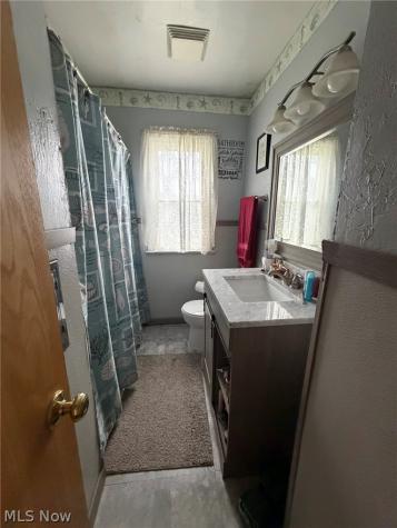 5289 Smith Road Brook Park OH 44142