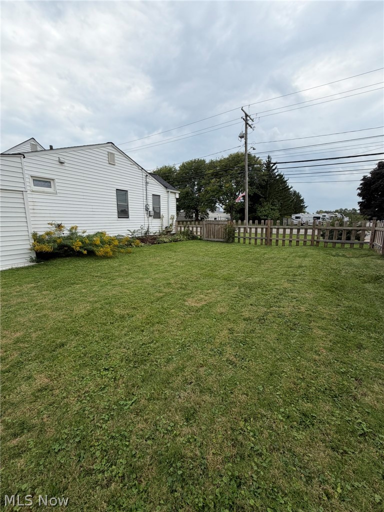 5289 Smith Road Brook Park OH 44142