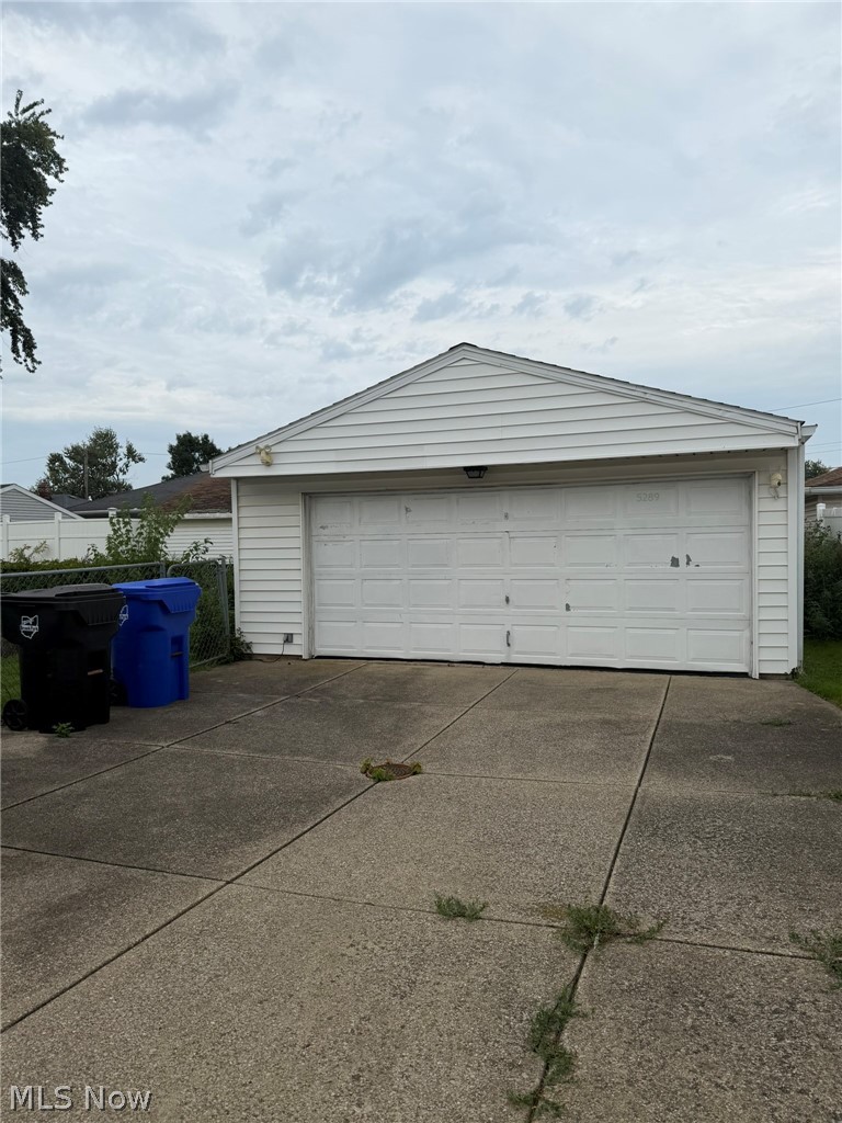 5289 Smith Road Brook Park OH 44142