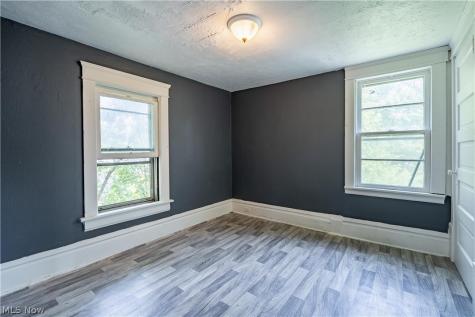 757 Baird Street Akron OH 44306