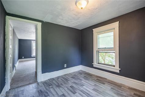 757 Baird Street Akron OH 44306