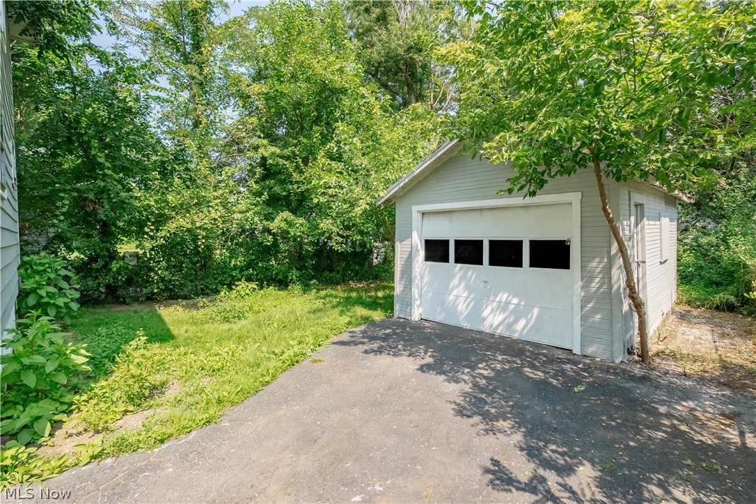 757 Baird Street Akron OH 44306