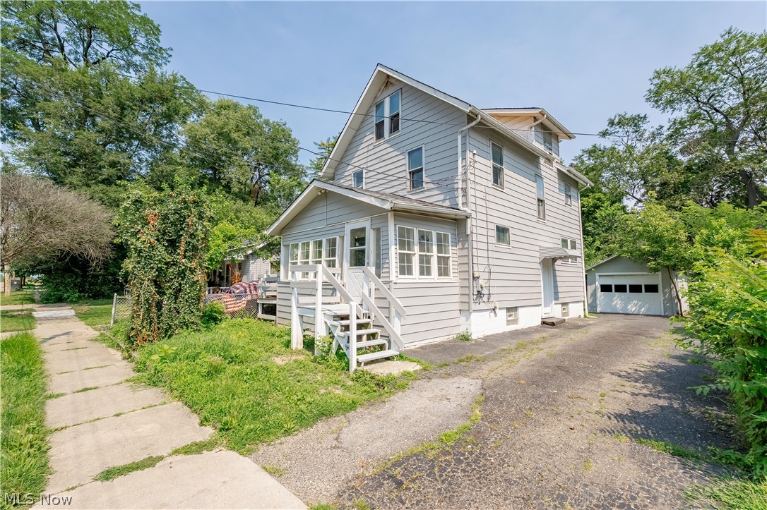 757 Baird Street Akron OH 44306