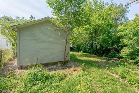 757 Baird Street Akron OH 44306