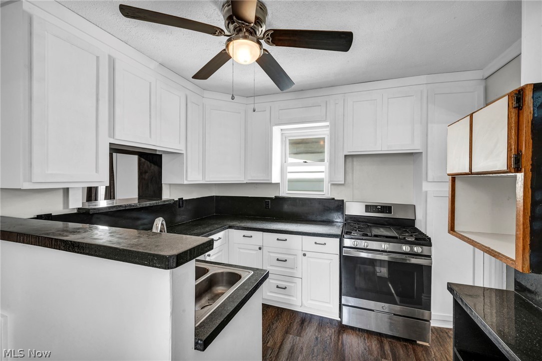 54 Brown Street Barberton OH 44203
