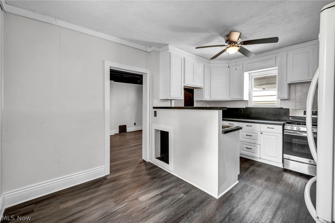 54 Brown Street Barberton OH 44203