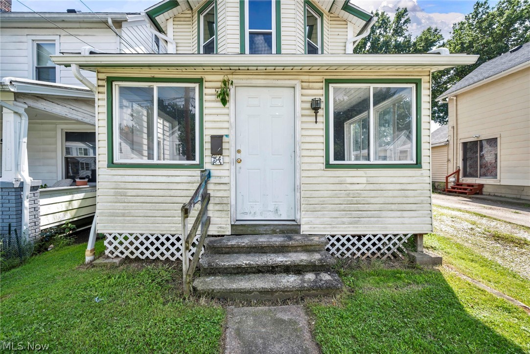 54 Brown Street Barberton OH 44203