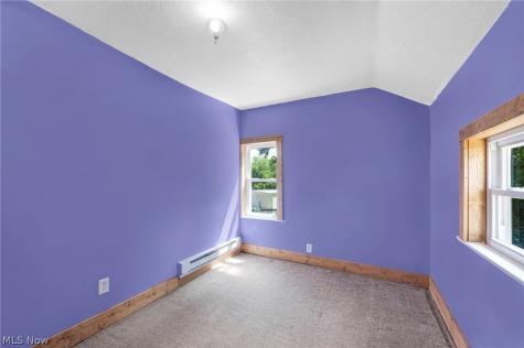 54 Brown Street Barberton OH 44203