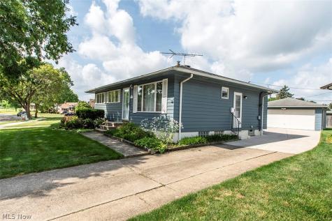 19155 Davinwood Drive Cleveland OH 44135