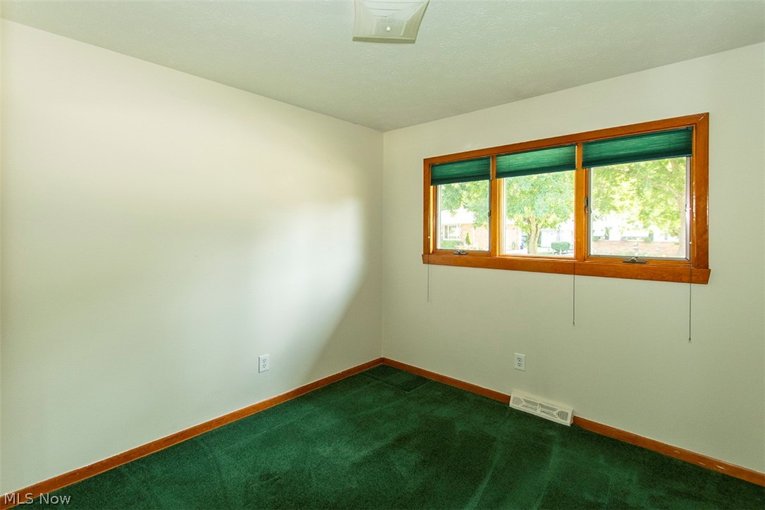 19155 Davinwood Drive Cleveland OH 44135
