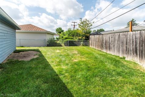 19155 Davinwood Drive Cleveland OH 44135