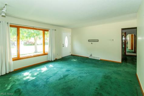 19155 Davinwood Drive Cleveland OH 44135