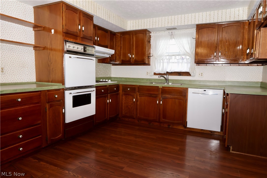 693 Idlewood Avenue Sheffield Lake OH 44054