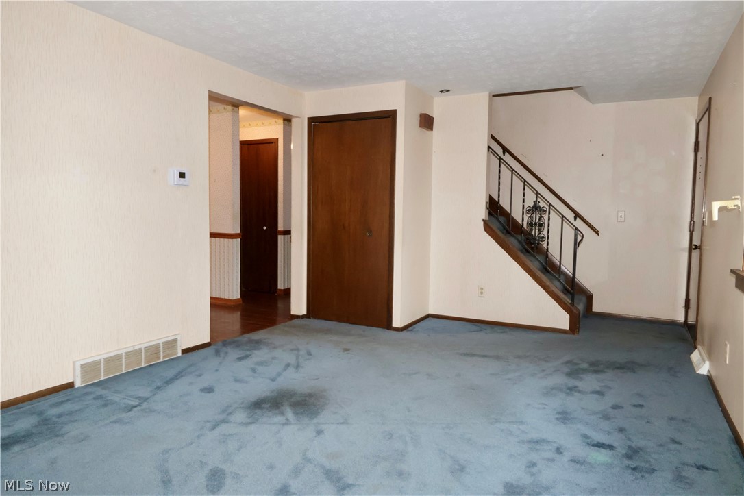 693 Idlewood Avenue Sheffield Lake OH 44054