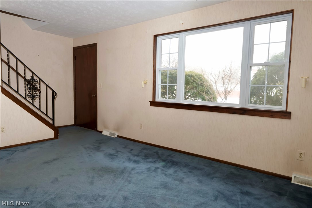 693 Idlewood Avenue Sheffield Lake OH 44054