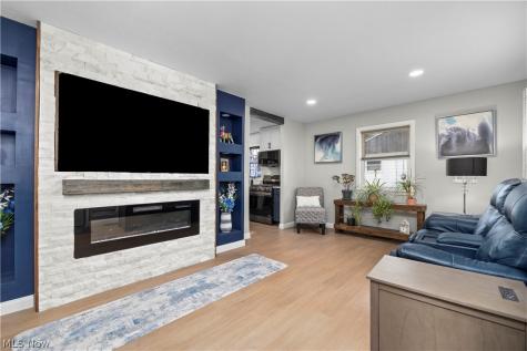 333 Olive Street Elyria OH 44035