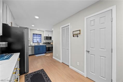 333 Olive Street Elyria OH 44035