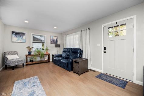 333 Olive Street Elyria OH 44035