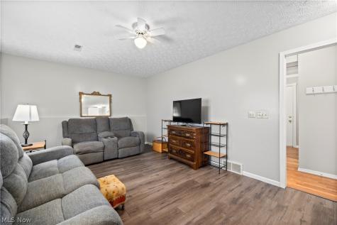 341 Sandpiper Avenue Elyria OH 44035