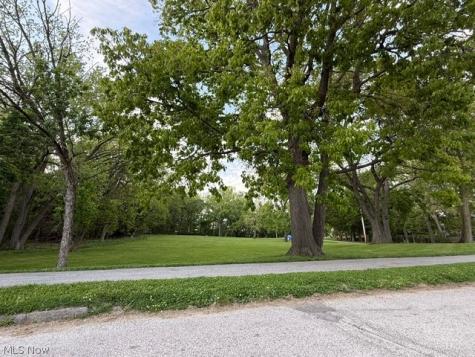 4141 W 57th Street Cleveland OH 44144