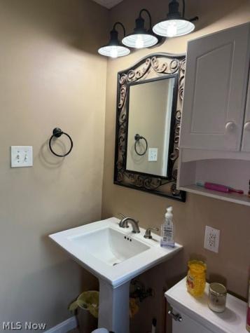 4141 W 57th Street Cleveland OH 44144