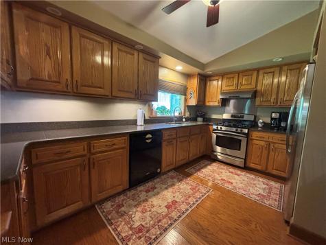 385 Cochran Road Aurora OH 44202