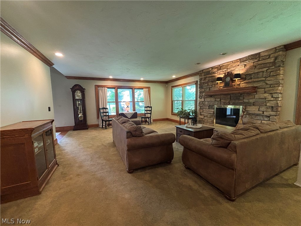385 Cochran Road Aurora OH 44202